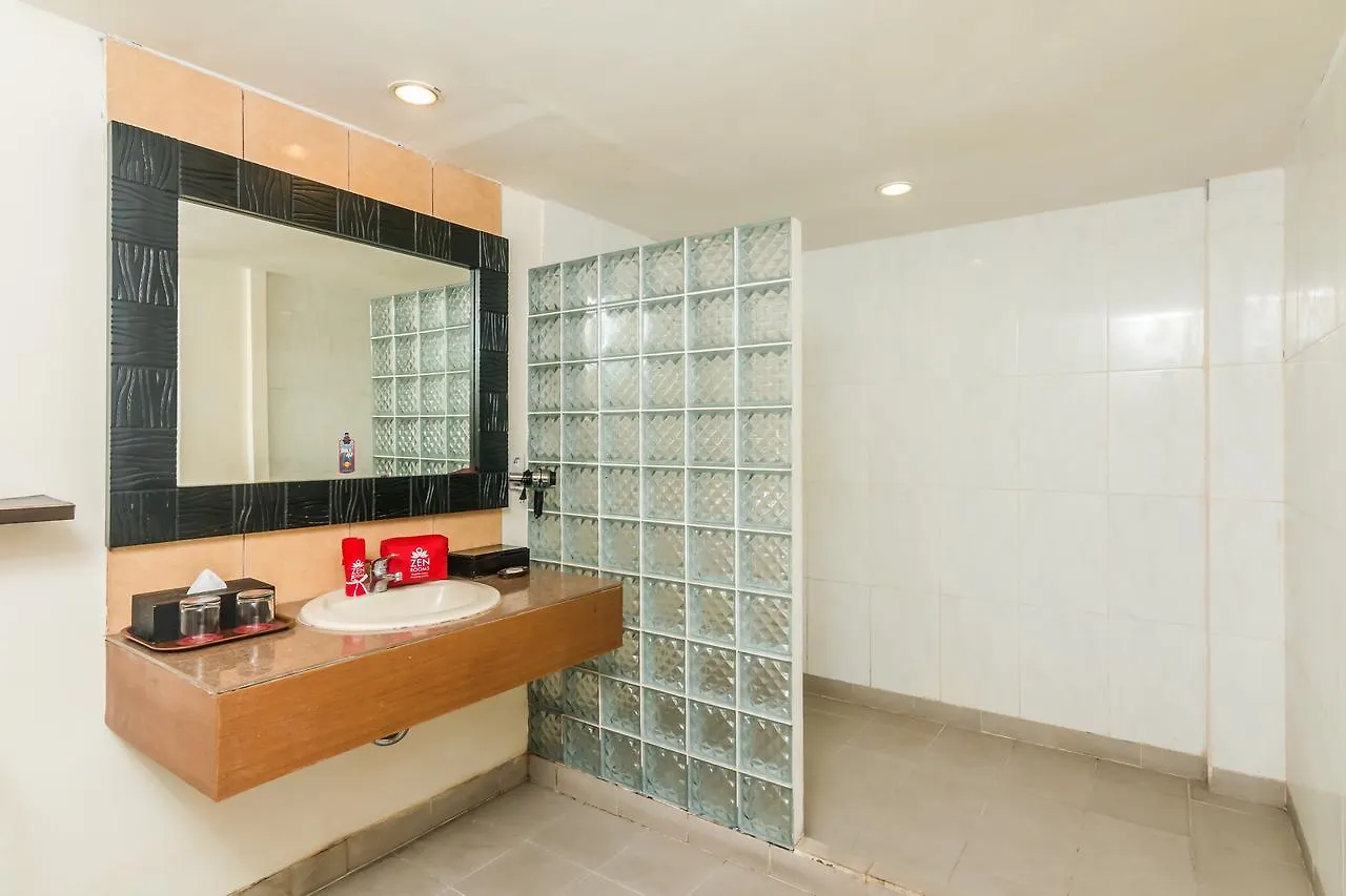 Hotel Zen Rooms Kuta Kartika Plaza 2